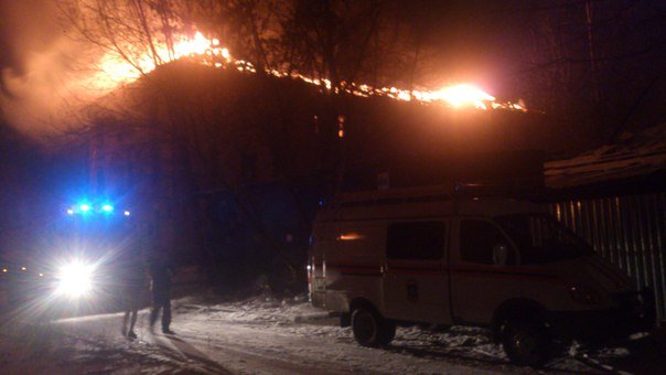  Два трехэтажных дома сгорели в Новосибирске